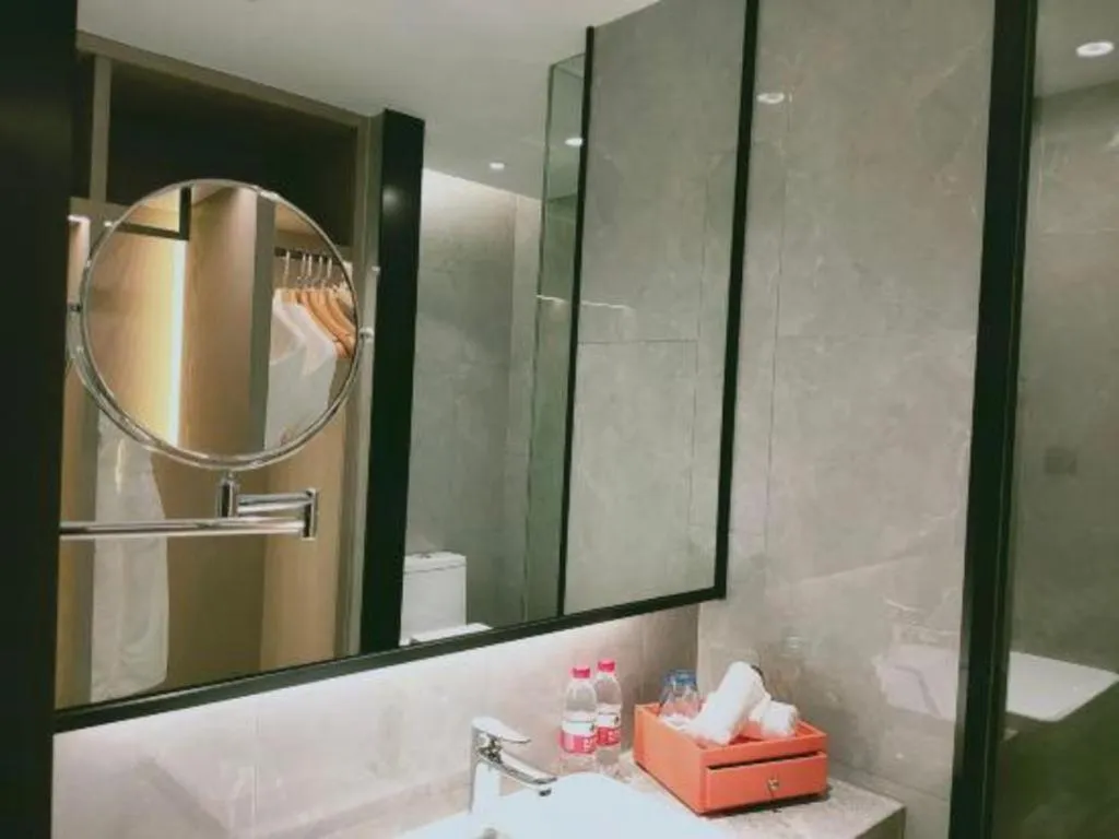 Yinhu Junyi Hotel（Wildlife Park）