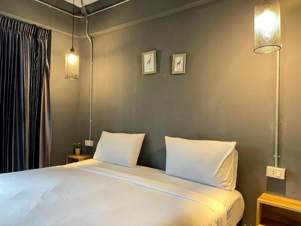 Bed in Warehouse18 Pool Cafe Resort