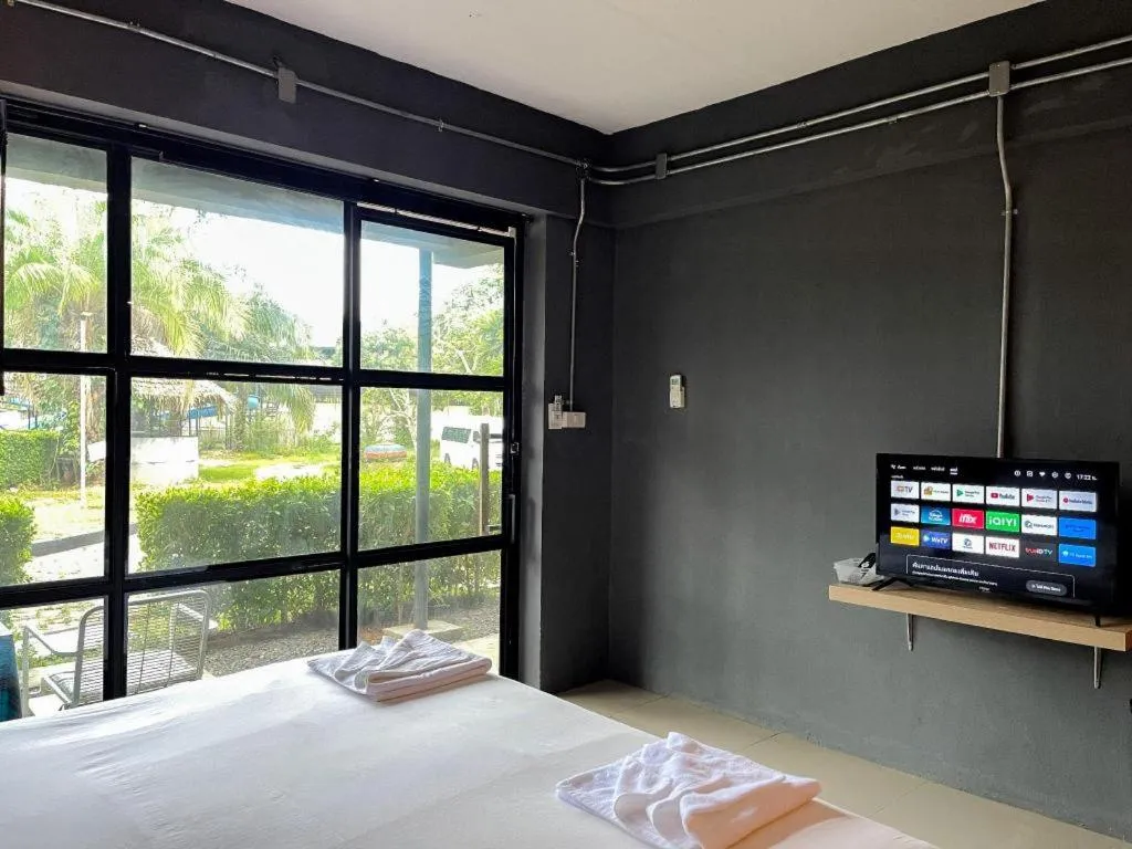 Bed in Warehouse18 Pool Cafe Resort