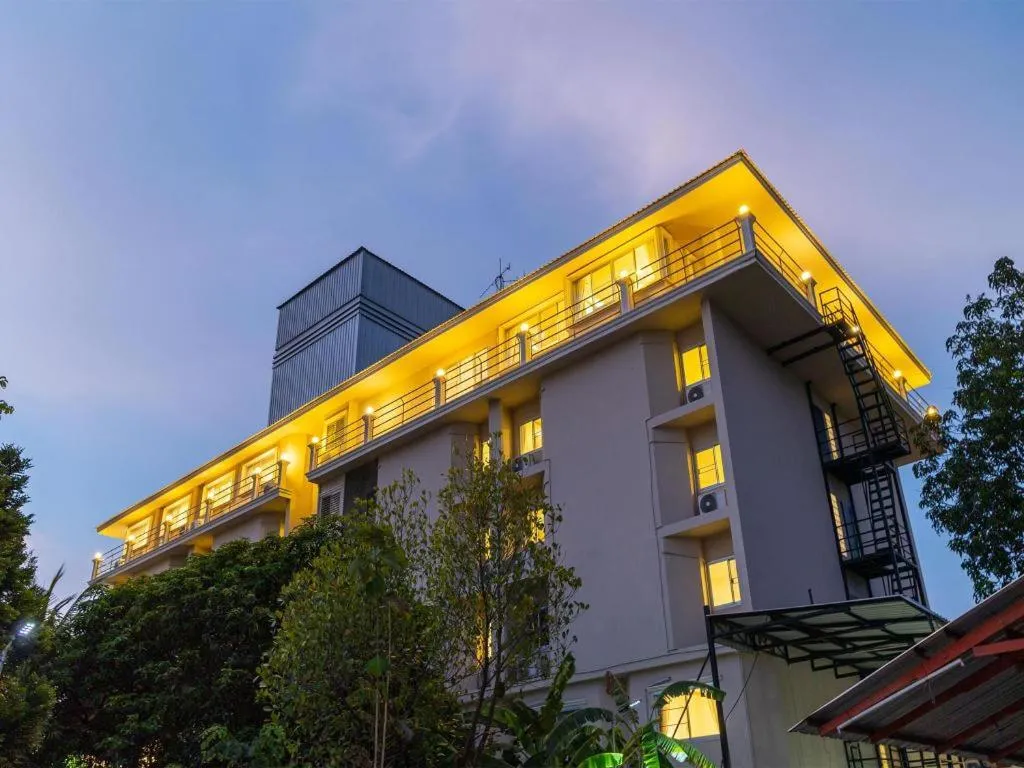 B2 Phitsanulok Boutique & Budget Hotel