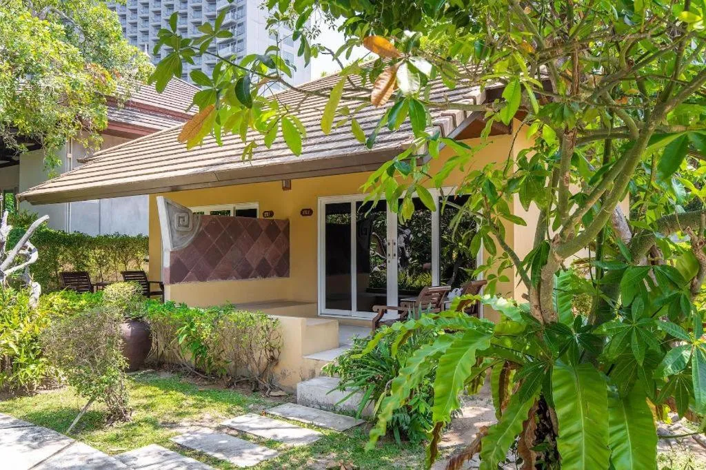 EAST SEA PARADISE HOTEL