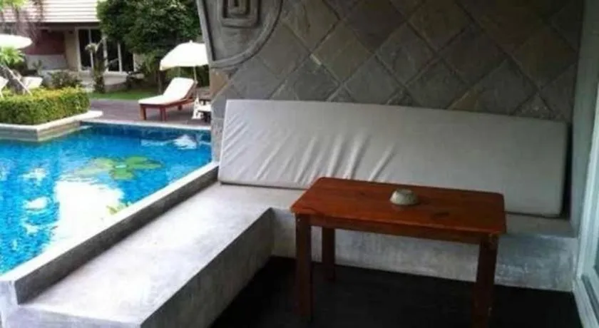 EAST SEA PARADISE HOTEL