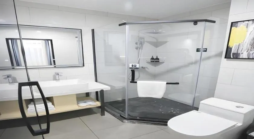 GreenTree Inn Express Fuyang University Town West High-Speed Railway Station