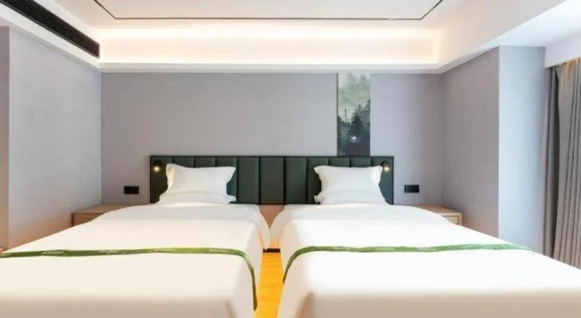 Bed in GreenTree Inn Jinan West Station Exhibition Center