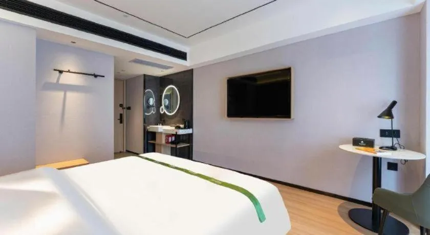 Bed in GreenTree Inn Jinan West Station Exhibition Center