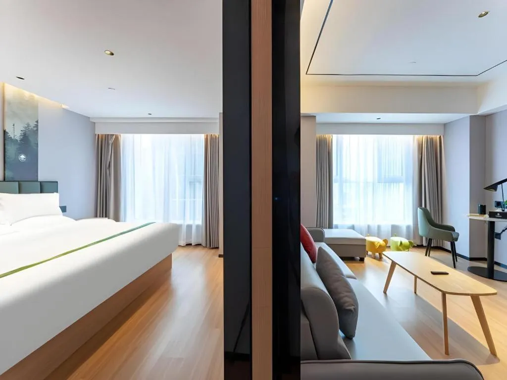 Bed in GreenTree Inn Jinan West Station Exhibition Center