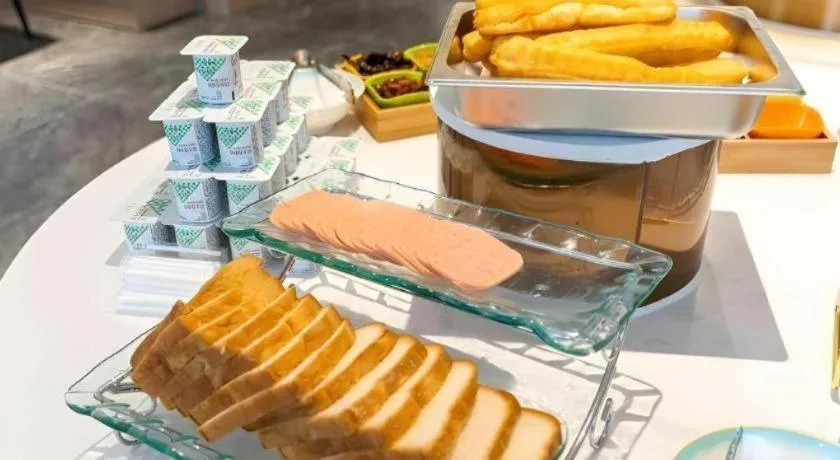 GreenTree Inn Jinan West Station Exhibition Center