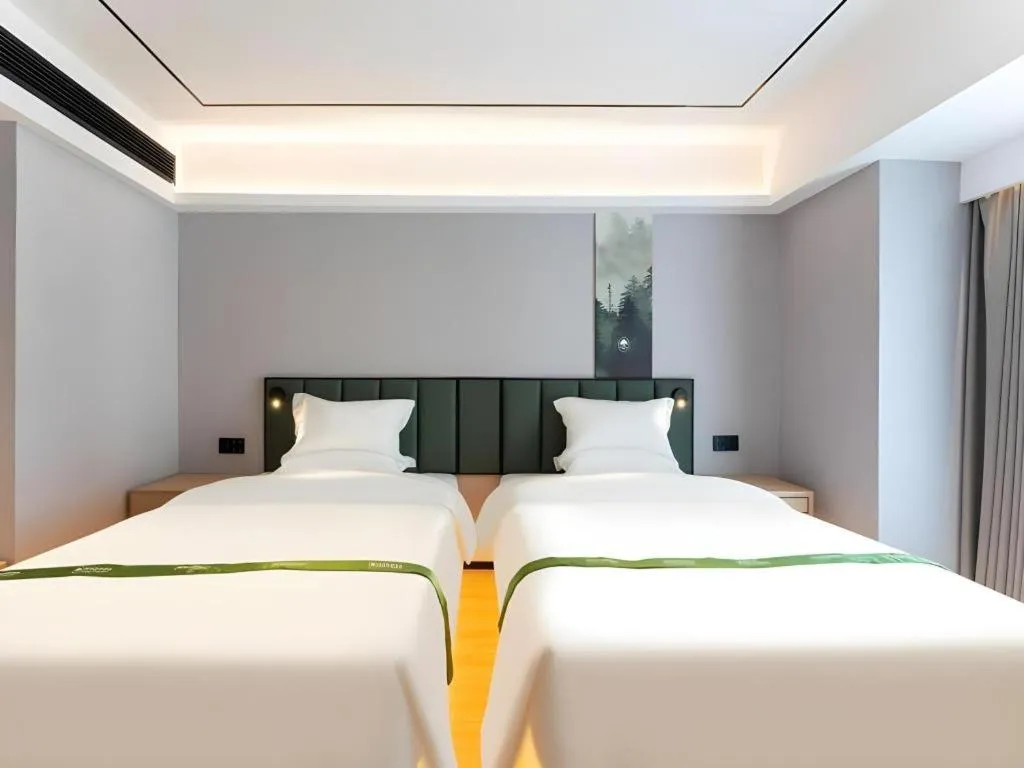 Bed in GreenTree Inn Jinan West Station Exhibition Center