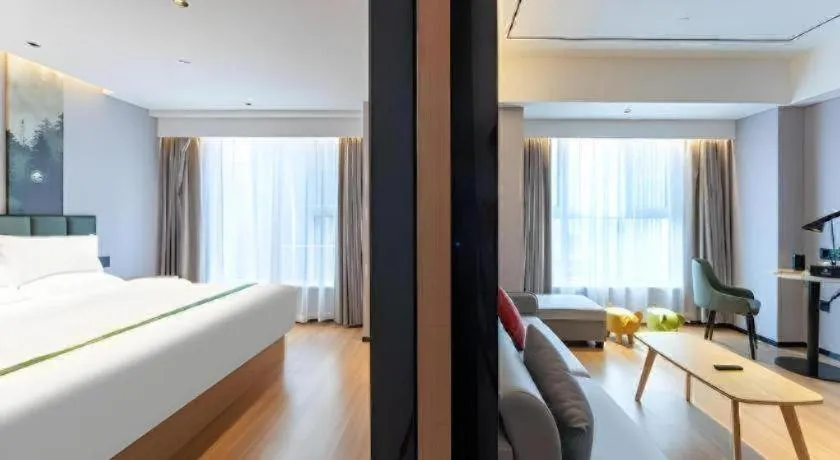 Bed in GreenTree Inn Jinan West Station Exhibition Center