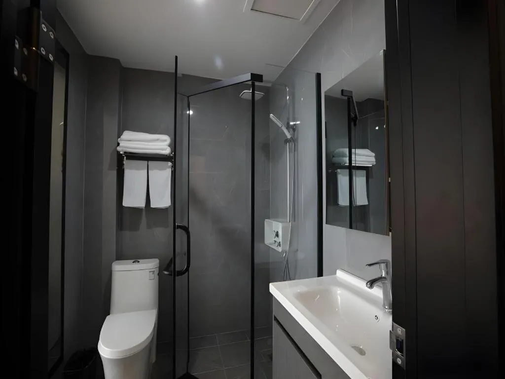 GELI Hotel Huainan Railway Station Sports Center