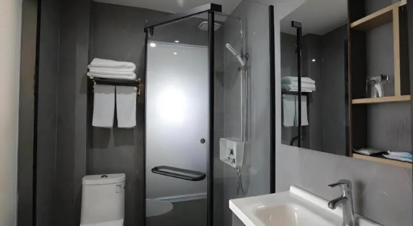 GELI Hotel Huainan Railway Station Sports Center