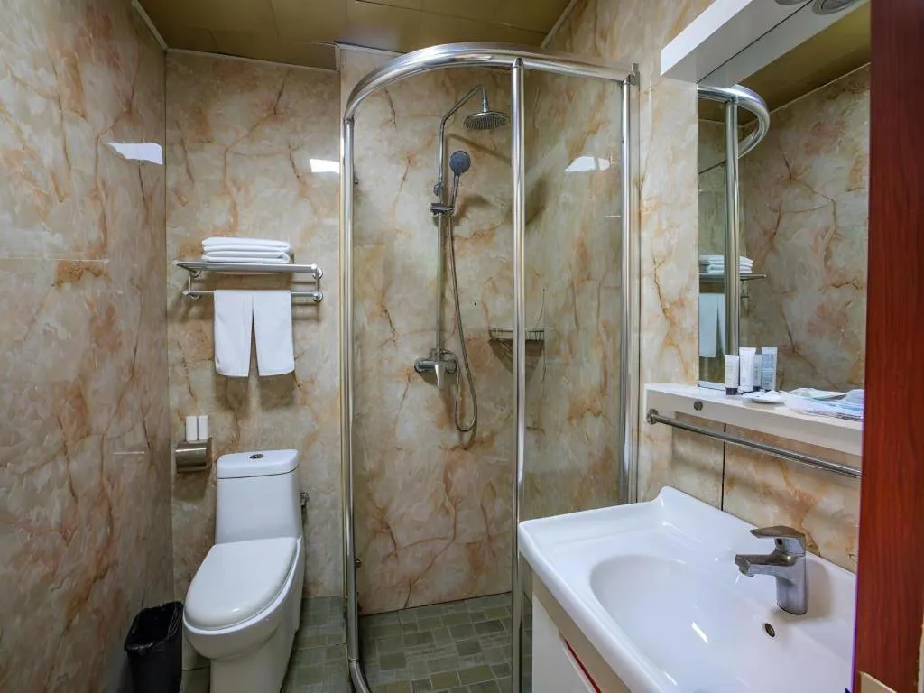 GELI Hotel Huainan Railway Station Sports Center