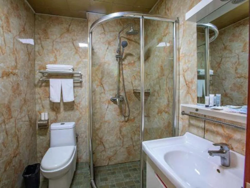 GELI Hotel Huainan Railway Station Sports Center