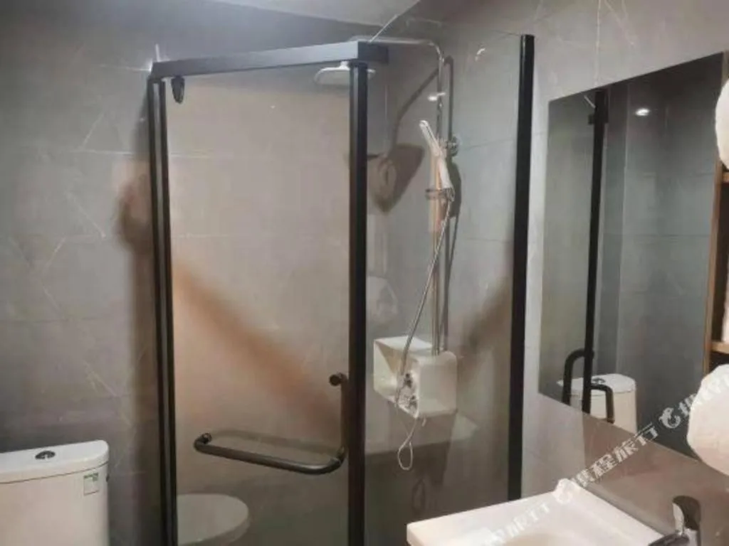 GELI Hotel Huainan Railway Station Sports Center