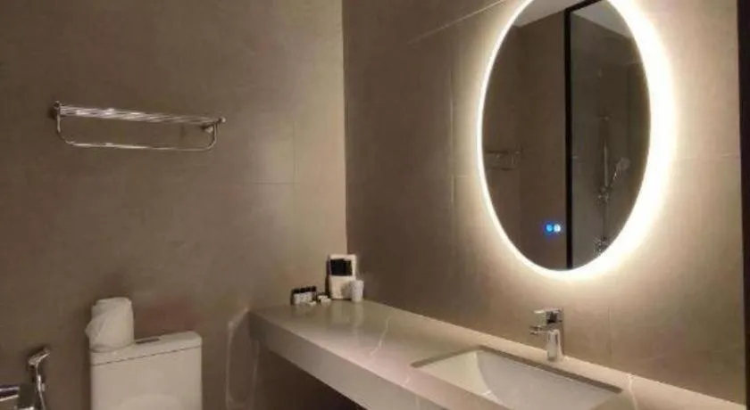 J HOTEL