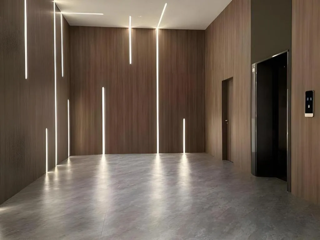 J HOTEL