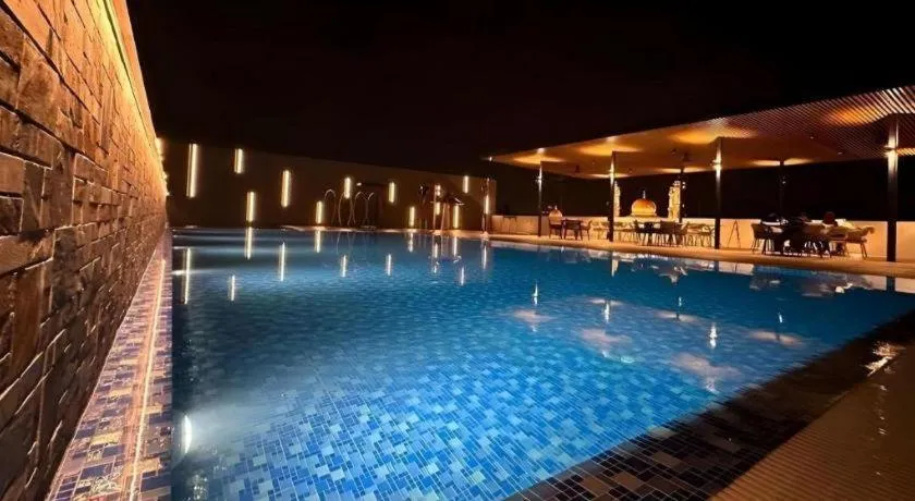 J HOTEL