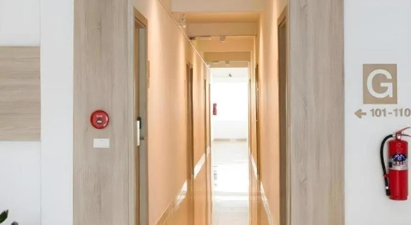 B2 Phayao Boutique & Budget Hotel