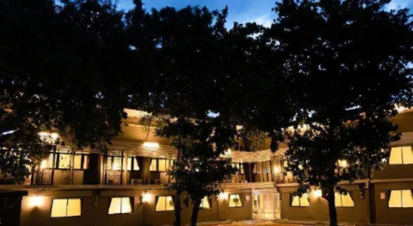 B2 Phayao Boutique & Budget Hotel