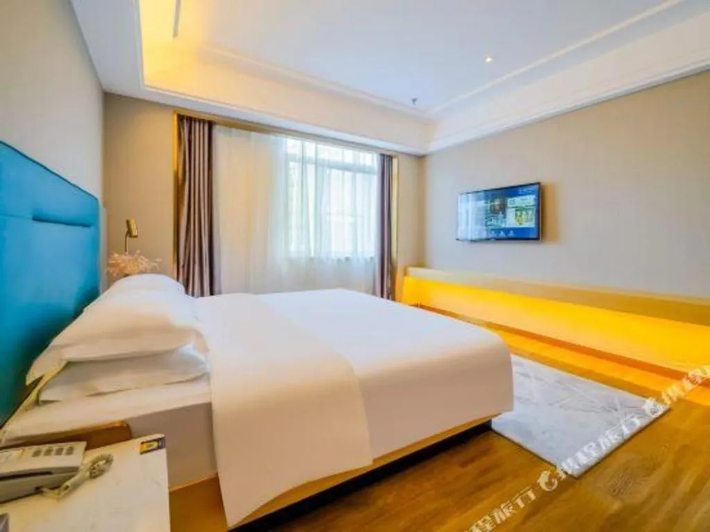 Bed in Cheermay Hotels