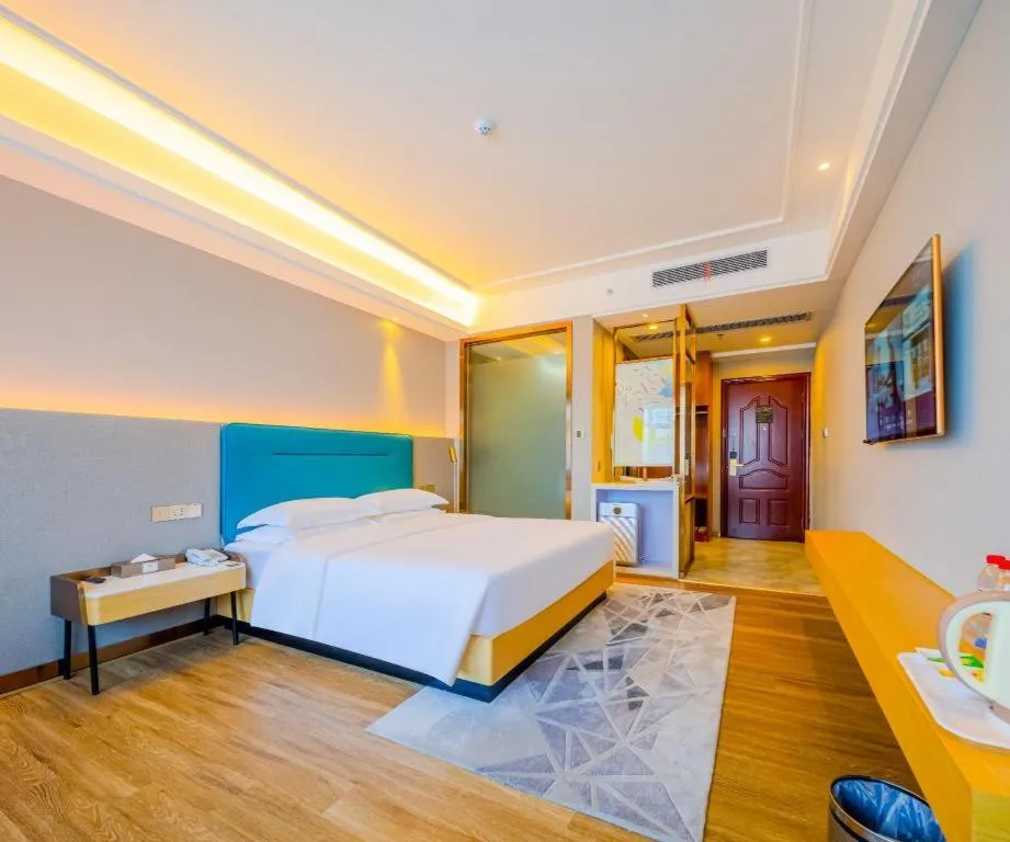 Bed in Cheermay Hotels