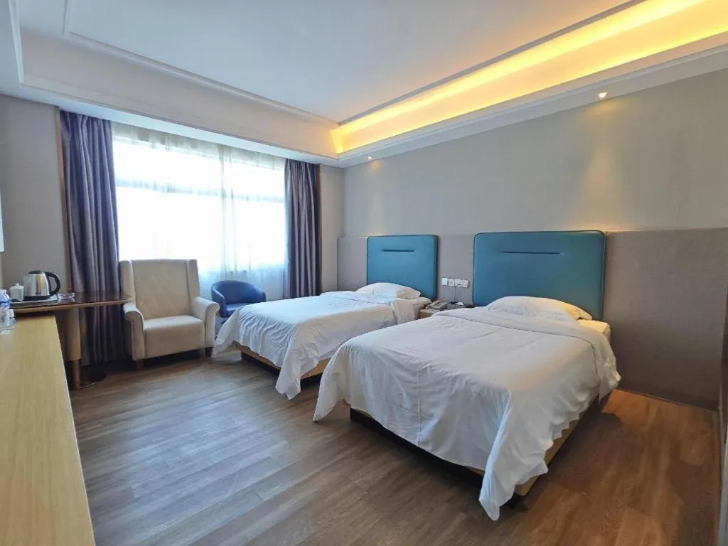 Bed in Cheermay Hotels