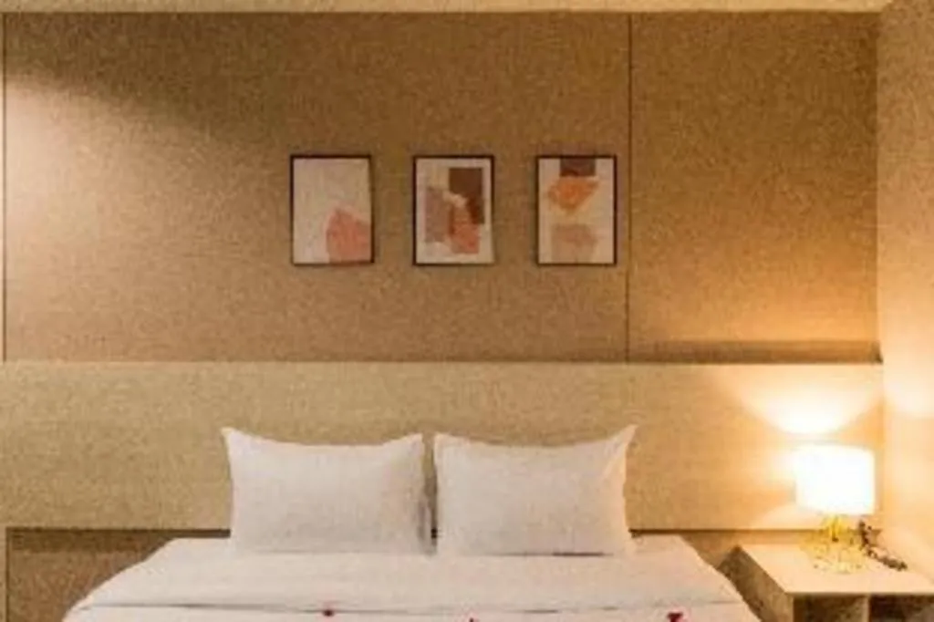 Bed in The Queen Palace