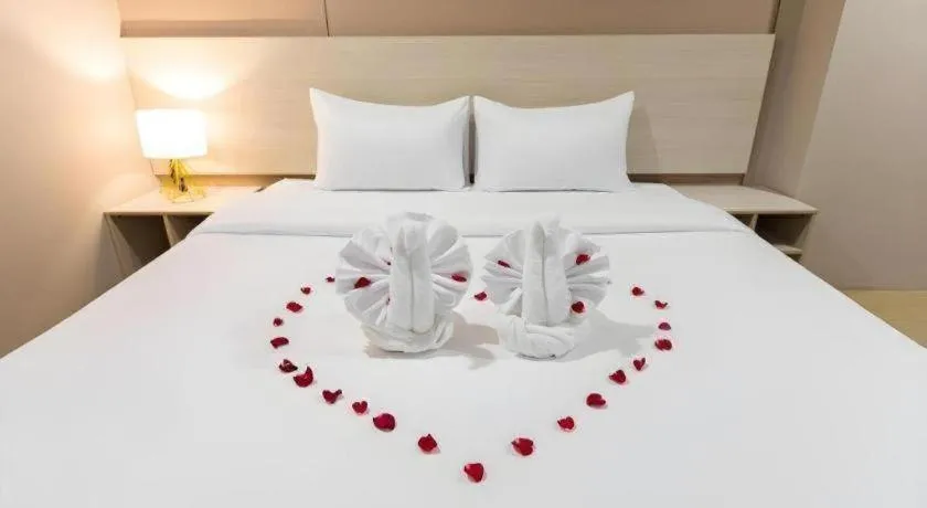 Bed in The Queen Palace