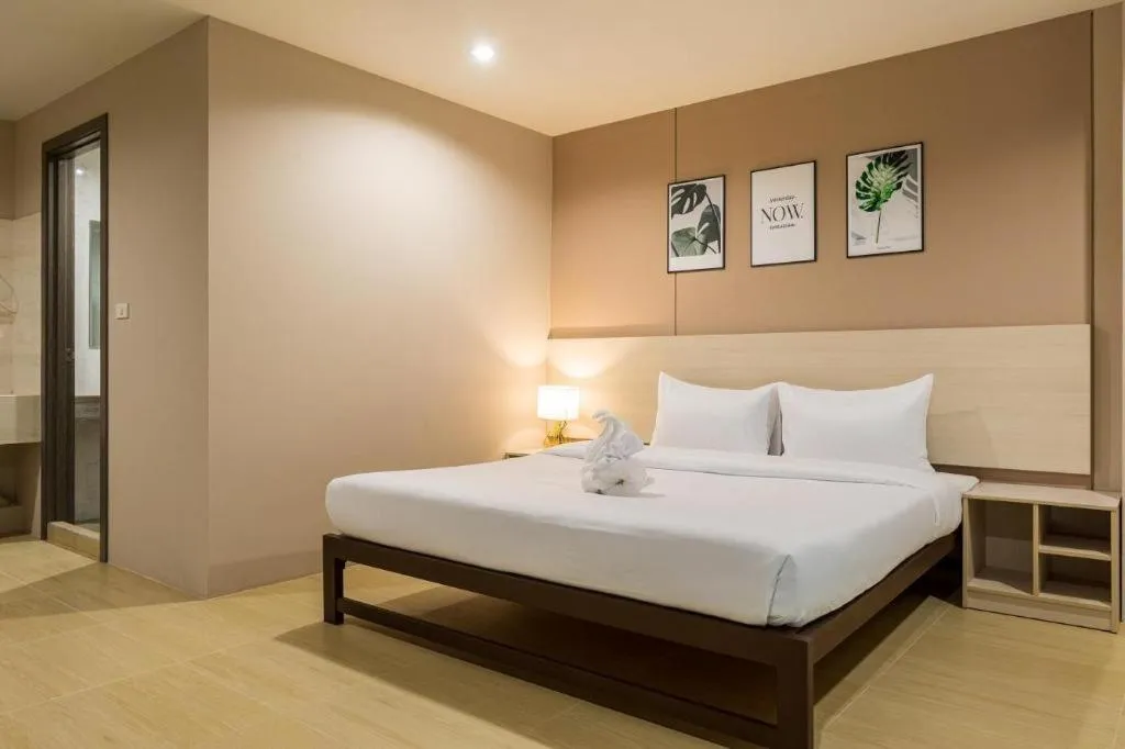 Bed in The Queen Palace