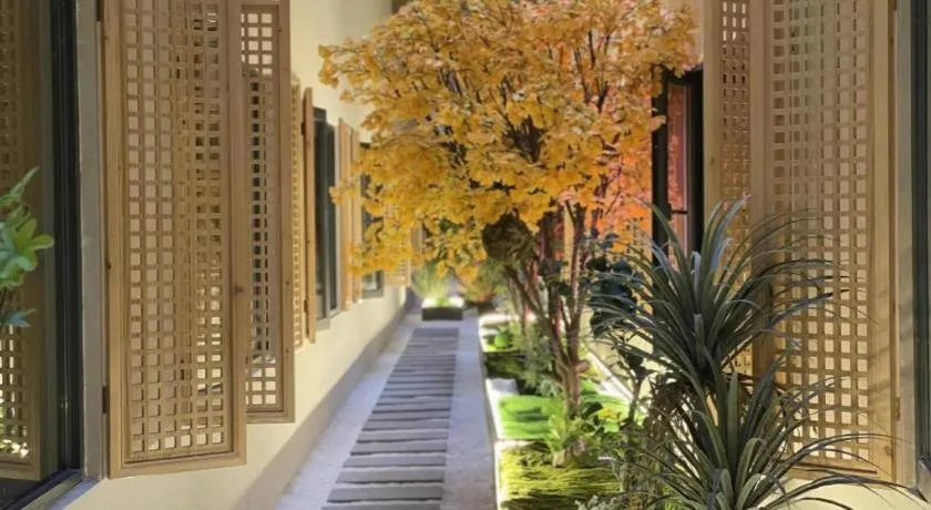 AMIGO migo Sleeping Hotel (mission hills)