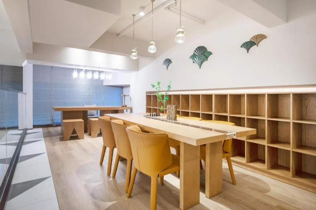 AMIGO migo Sleeping Hotel (mission hills)