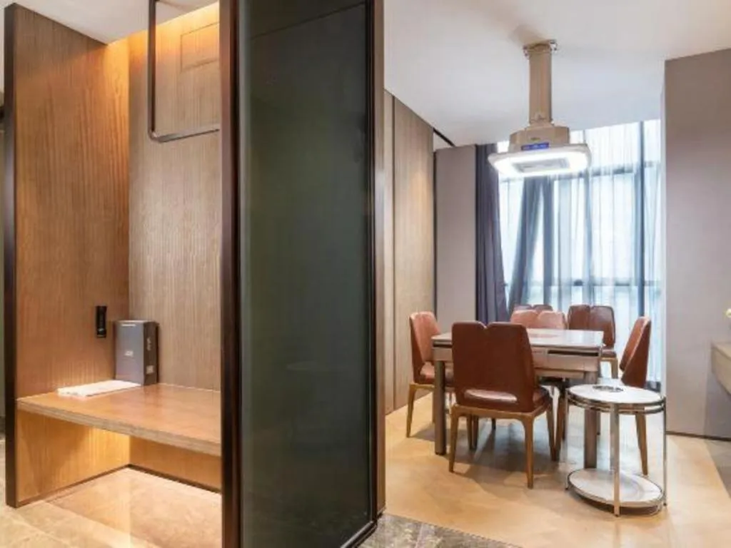 AMIGO migo Sleeping Hotel (mission hills)