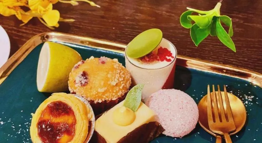 AMIGO migo Sleeping Hotel (mission hills)