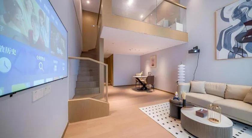 F-TOWN Fangtang Hotel (Shenzhen Longgang Tian'an Digital City Huanggekeng Subway Station)