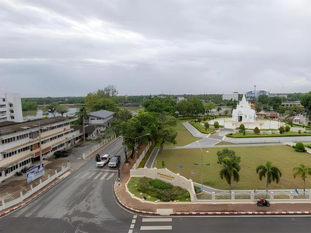 B2 Surat Thani Boutique & Budget Hotel