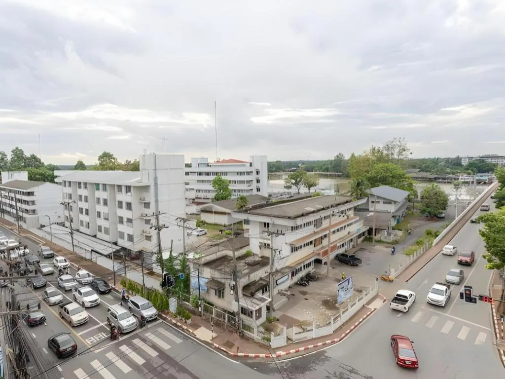 B2 Surat Thani Boutique & Budget Hotel