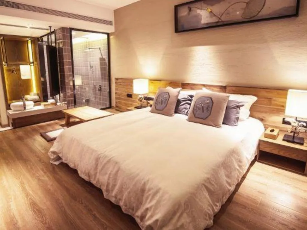 Bed in Yiqi Ecological Art Hotel Hangzhou Xixi Wetland Park Branch