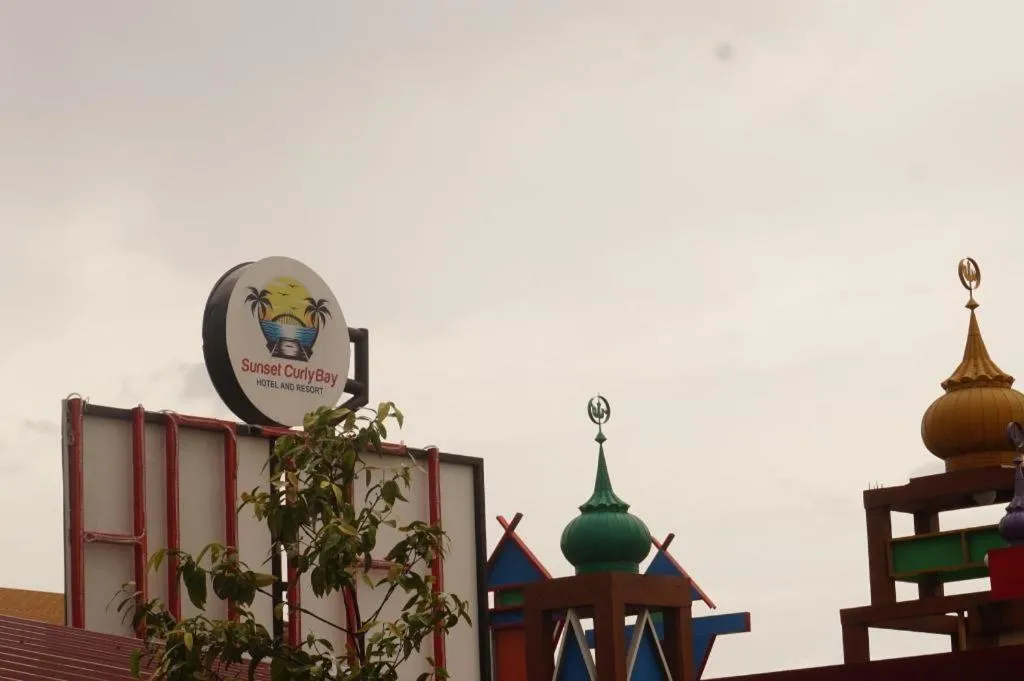 Sunset Curly Bay Hotel & Resort