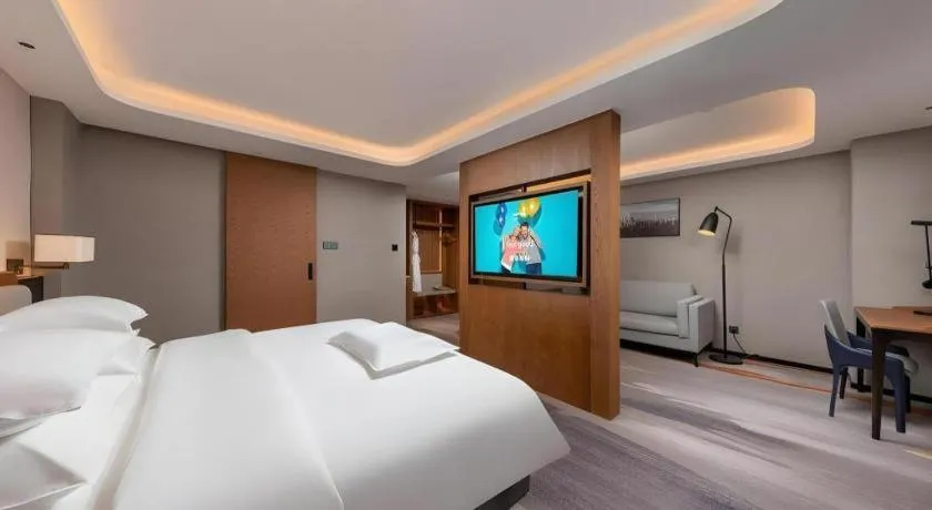 Bed in Park Inn Guangzhou Railway Station Yuexiu International Convention Center