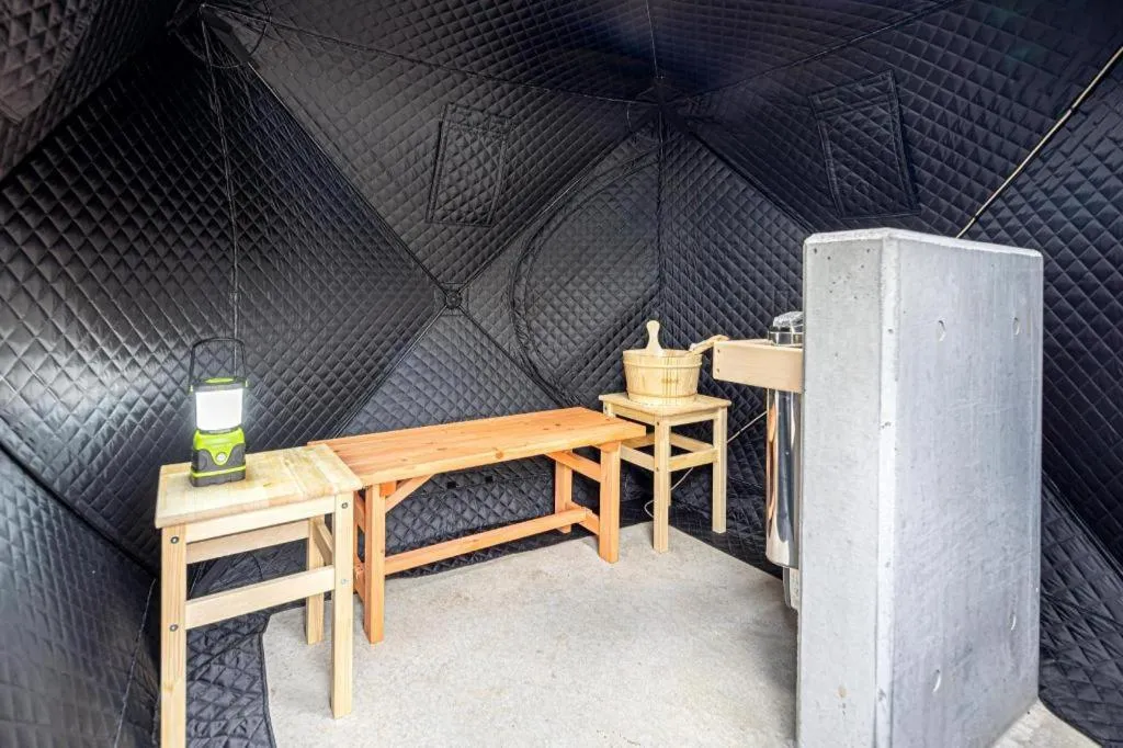 AWAUMI Fujikawaguchiko Resort