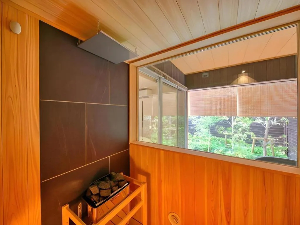 AWAUMI Fujikawaguchiko Resort