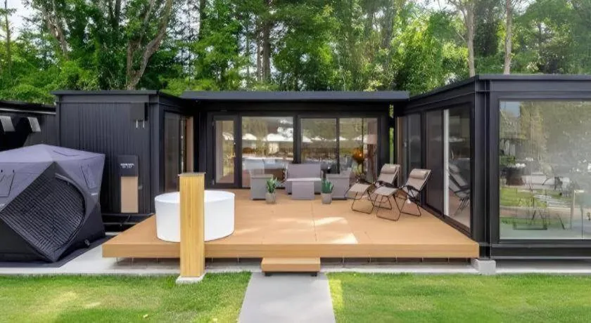 AWAUMI Fujikawaguchiko Resort