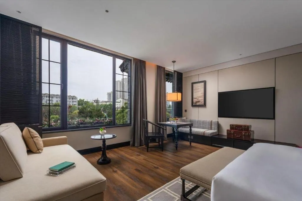 Blossom House Huaian Yumatou Yushou Lane