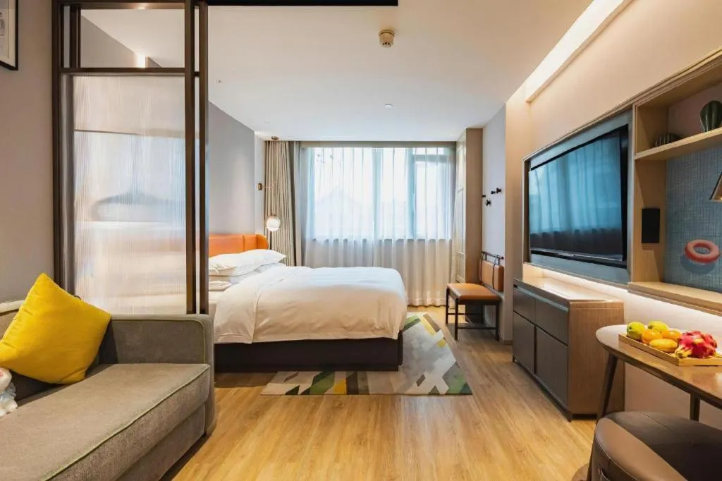 Bed in Home2 Suites by Hilton Xishuangbanna