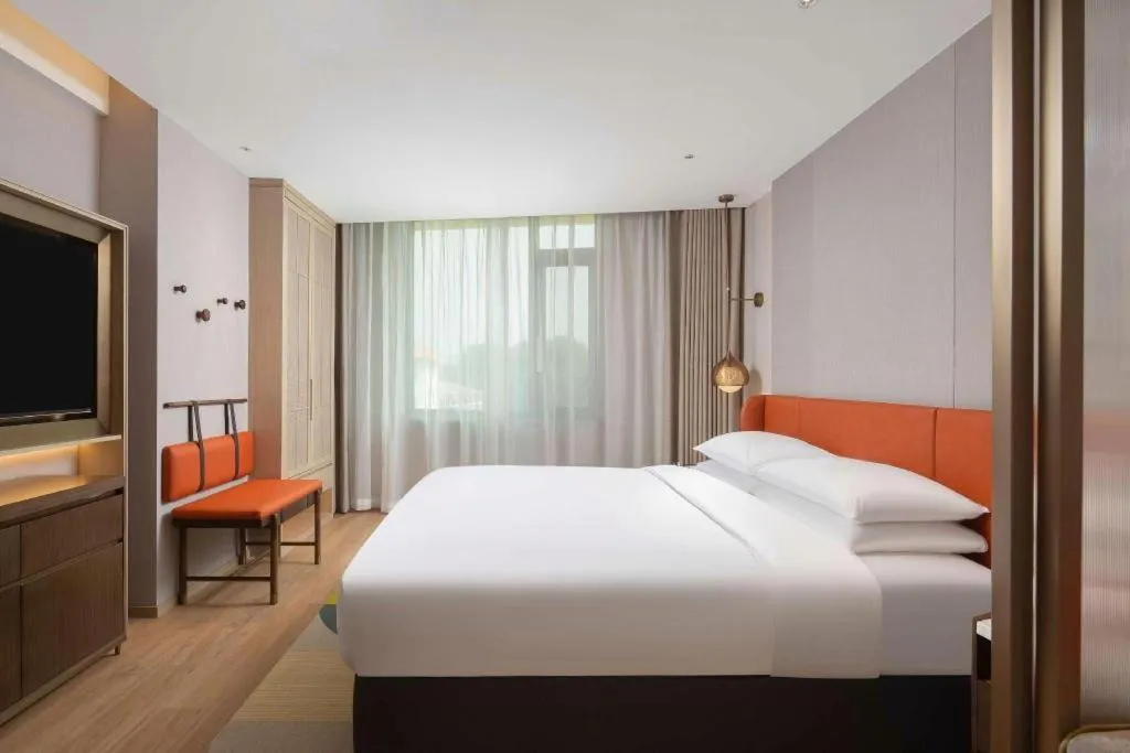 Bed in Home2 Suites by Hilton Xishuangbanna