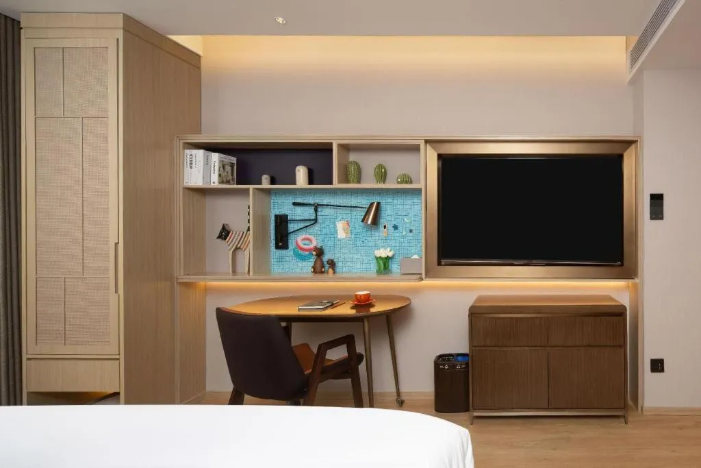 Bed in Home2 Suites by Hilton Xishuangbanna