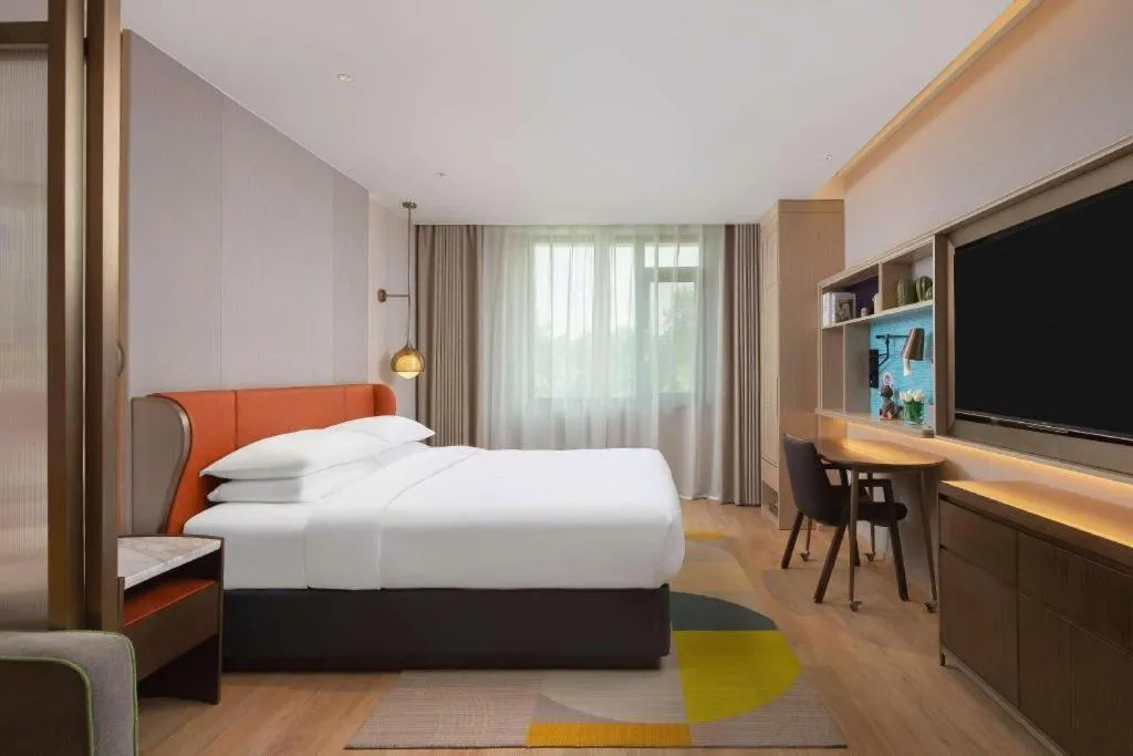 Bed in Home2 Suites by Hilton Xishuangbanna