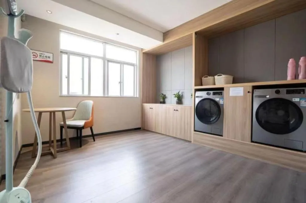 Echarm Hotel Zhanjiang Zhanchuan Avenue Wanda Plaza