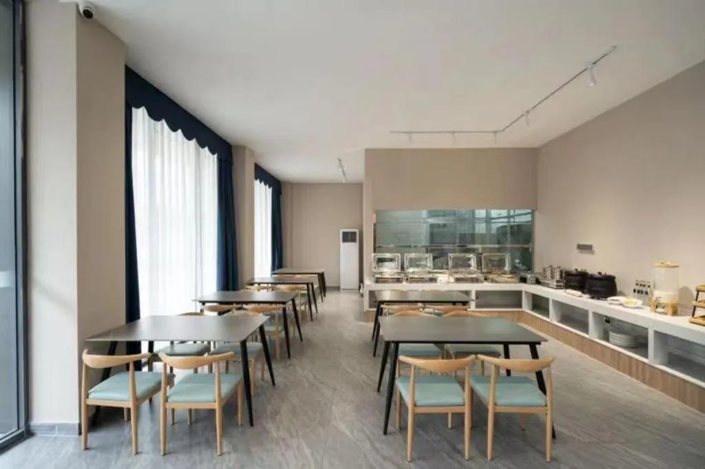 Echarm Hotel Zhanjiang Zhanchuan Avenue Wanda Plaza