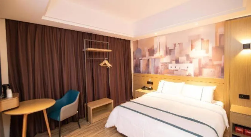 Bed in City Comfort Inn Changsha Sifangping University of National Defense Science and Technology